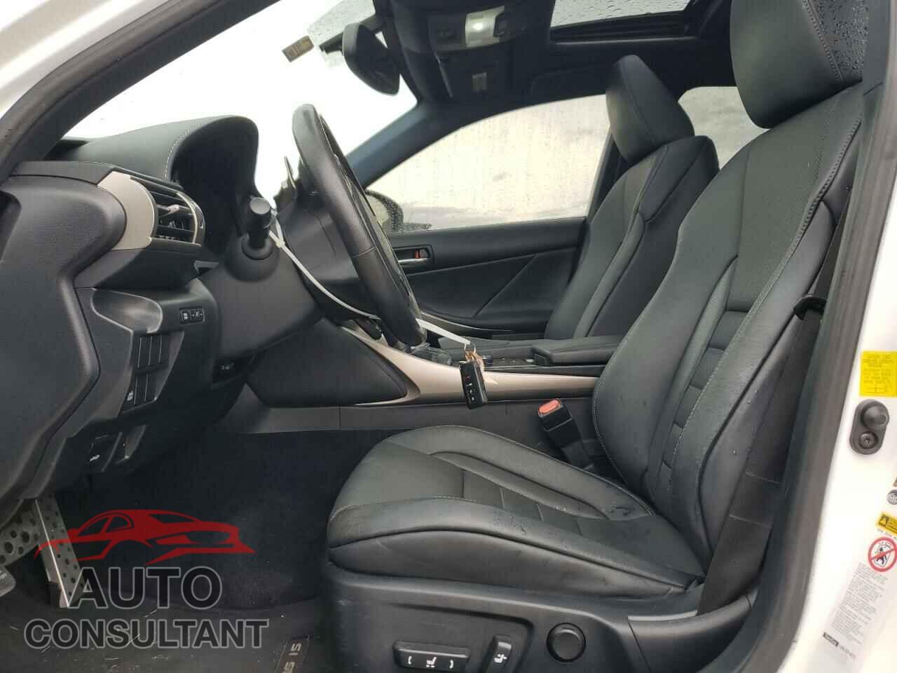 LEXUS IS 2014 - JTHCF1D24E5009967