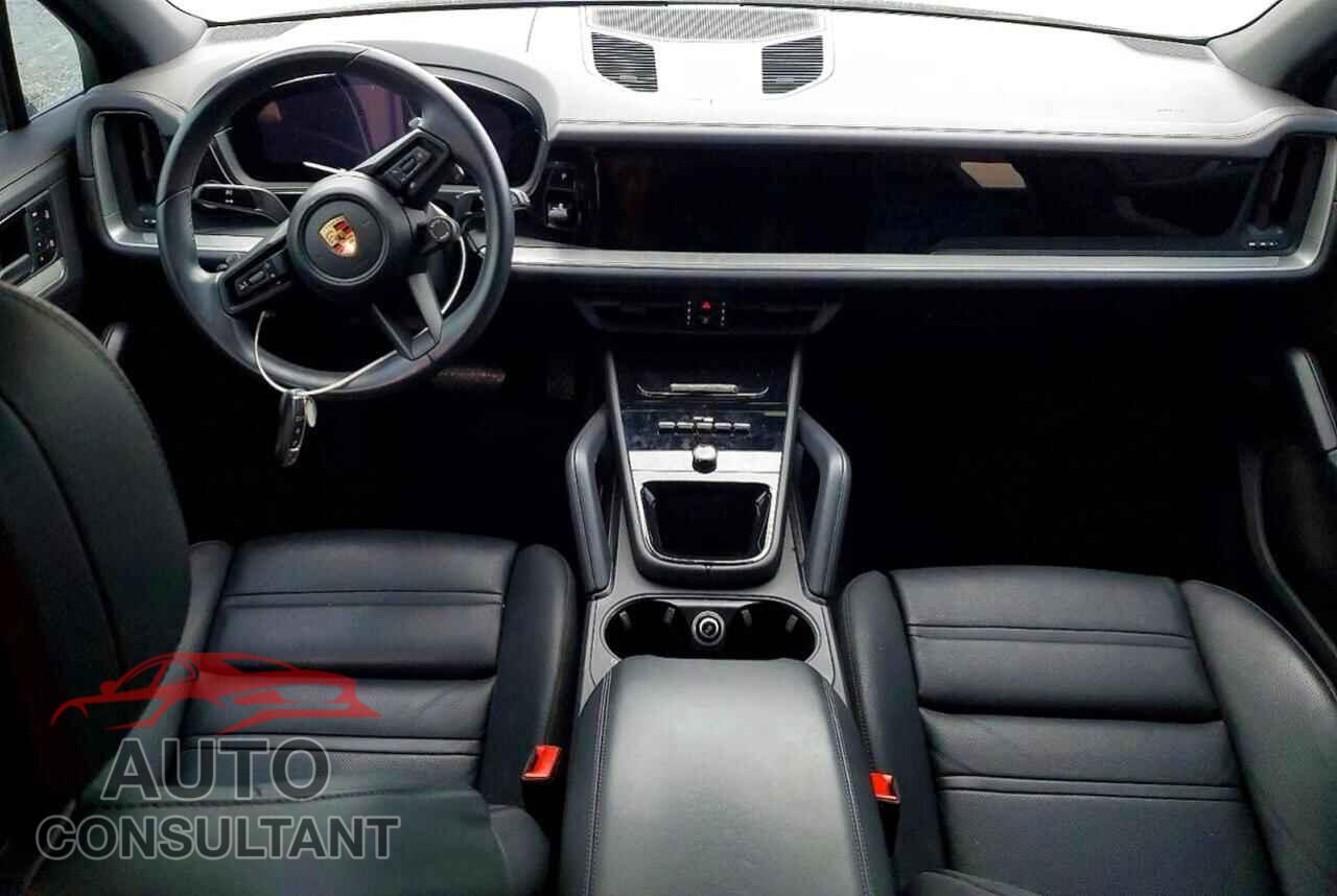 PORSCHE CAYENNE 2024 - WP1AA2AY9RDA10547