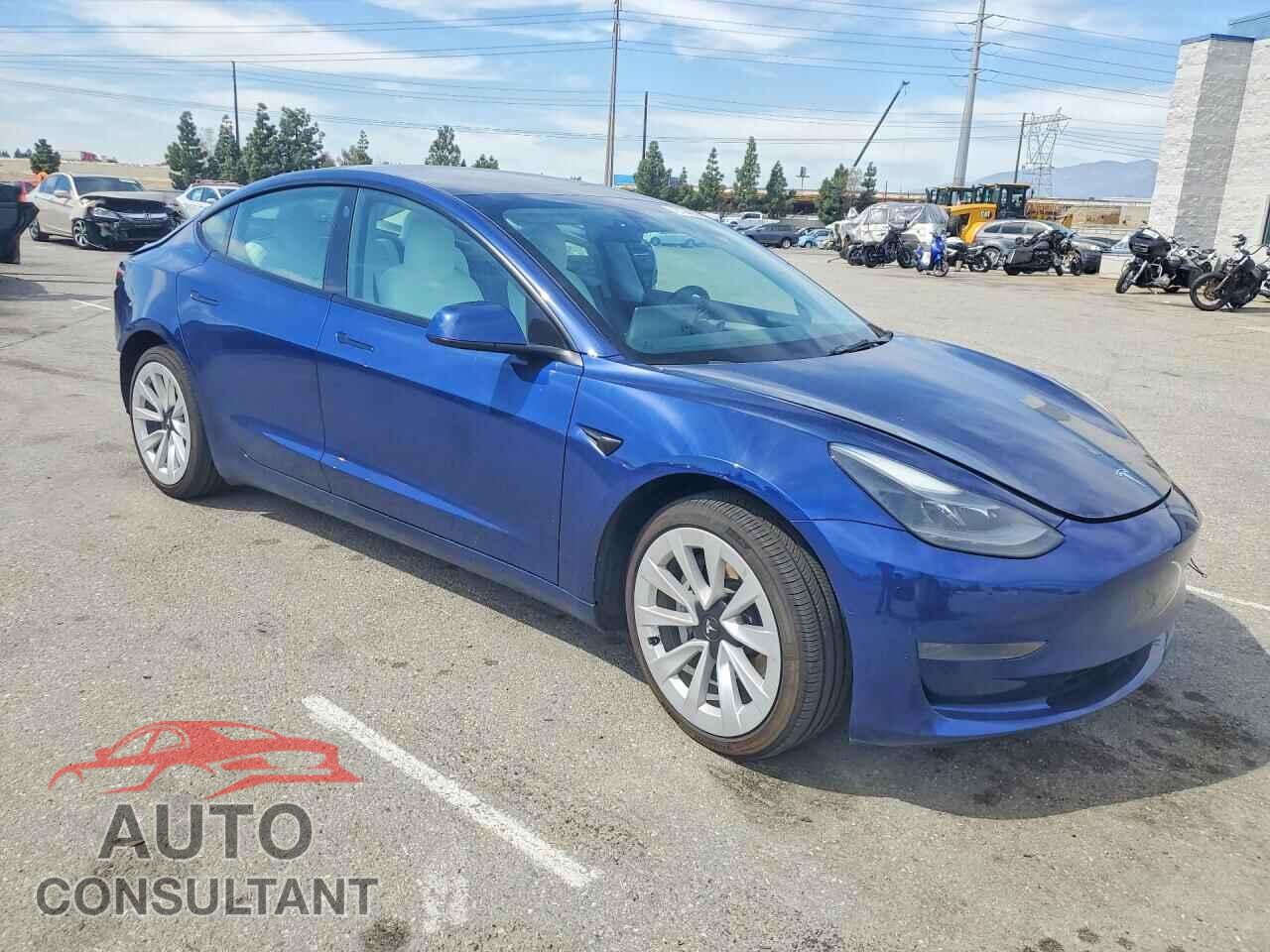 TESLA MODEL 3 2021 - 5YJ3E1EA4MF096583