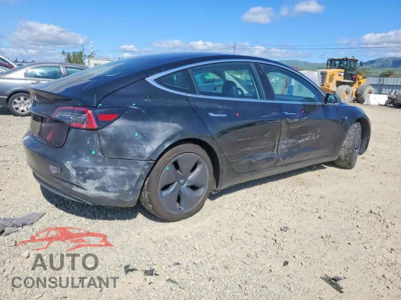 TESLA MODEL 3 2019 - 5YJ3E1EA0KF395792