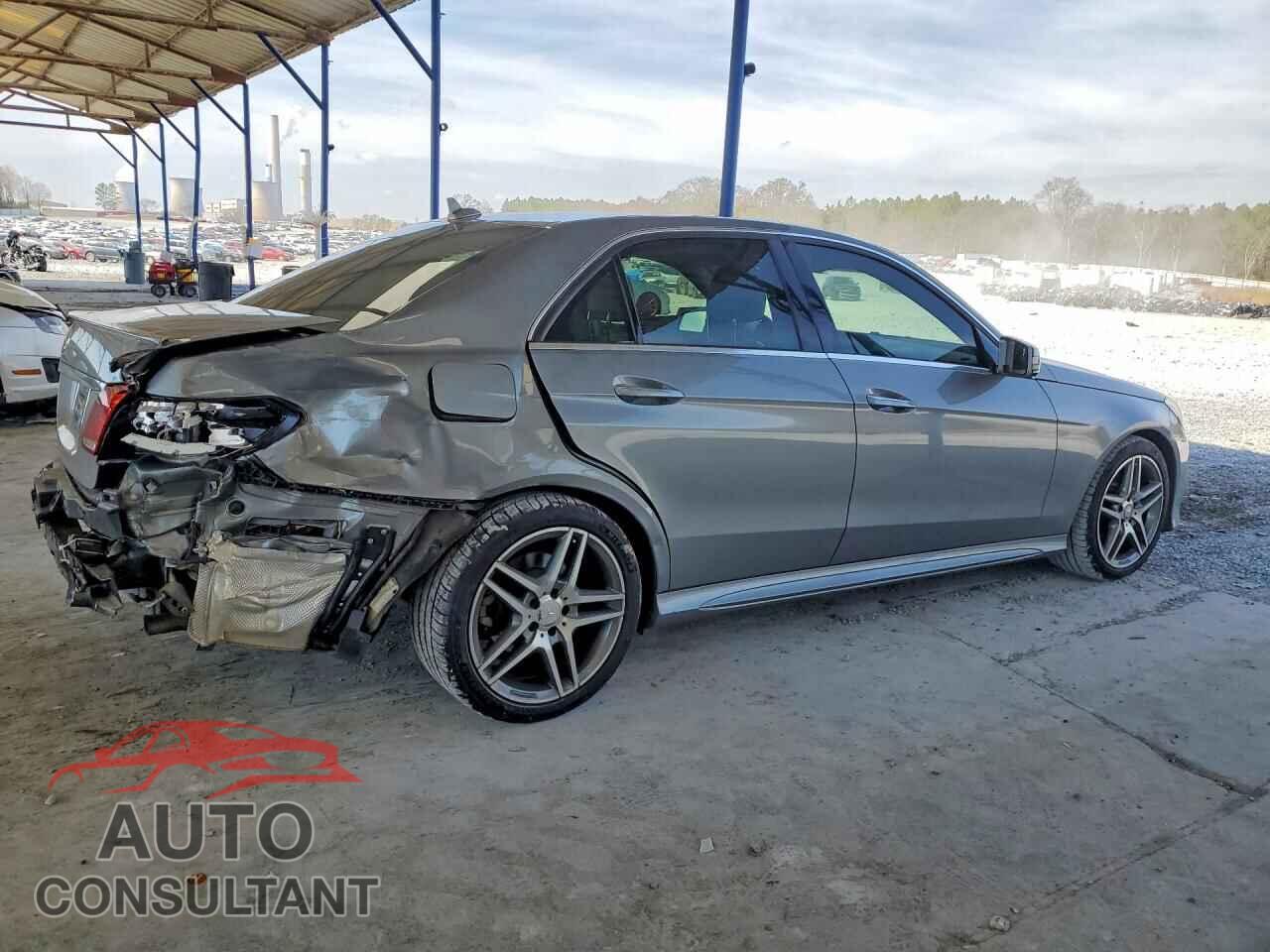 MERCEDES-BENZ E-CLASS 2015 - WDDHF5KB9FB085842