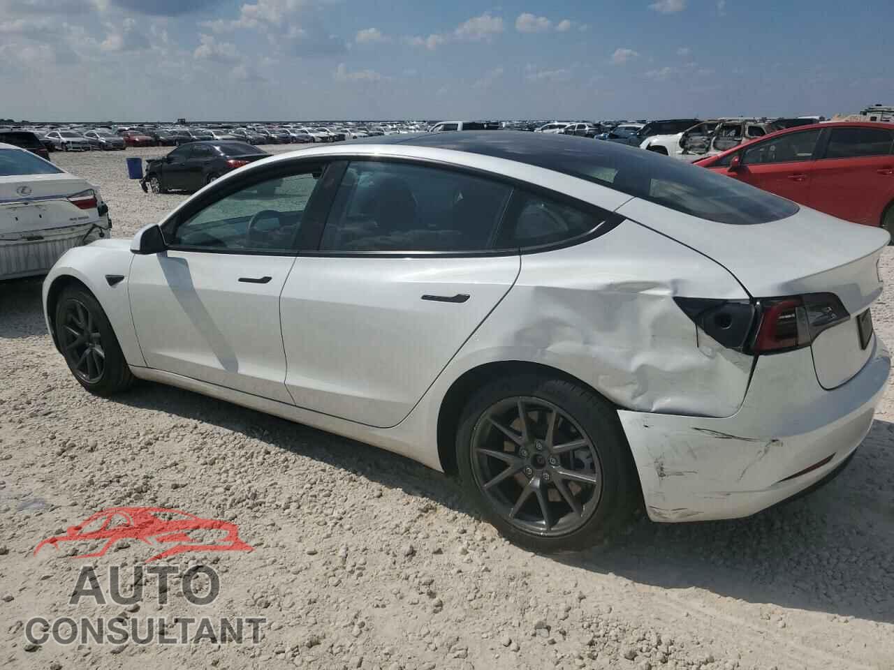 TESLA MODEL 3 2023 - 5YJ3E1EA8PF563329