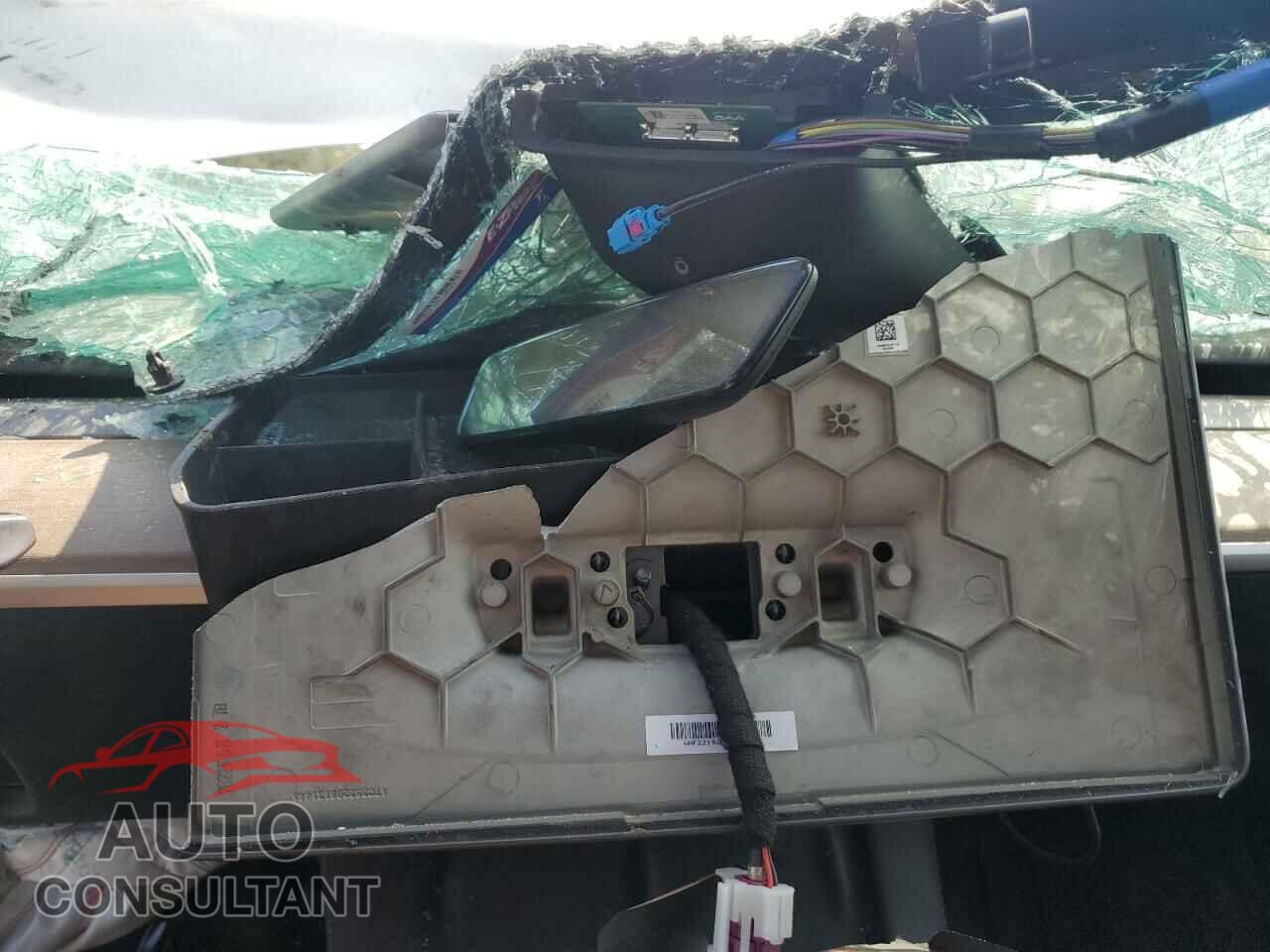 TESLA MODEL Y 2023 - 7SAYGDEEXPF752507