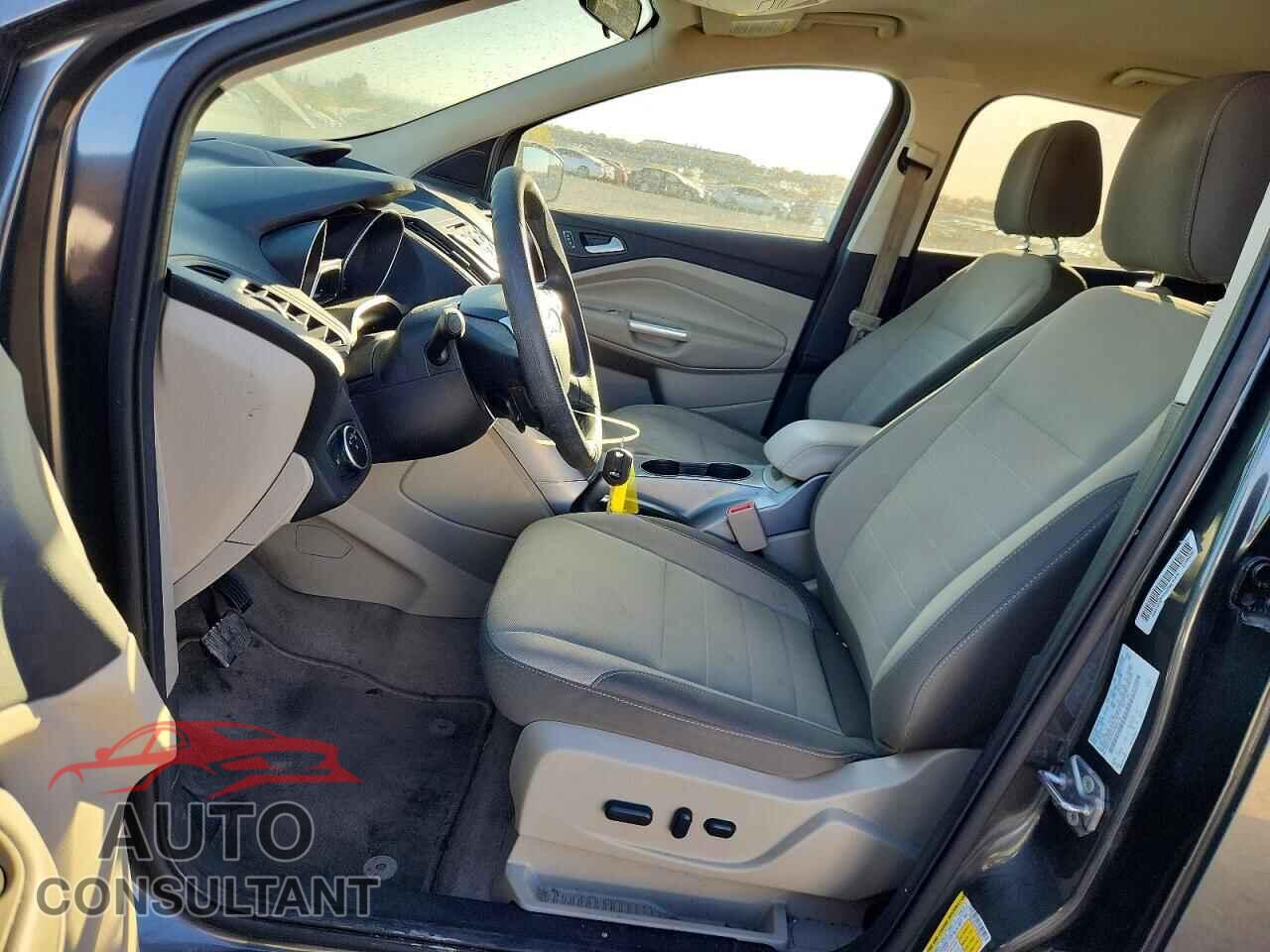 FORD ESCAPE 2016 - 1FMCU0G70GUB83516