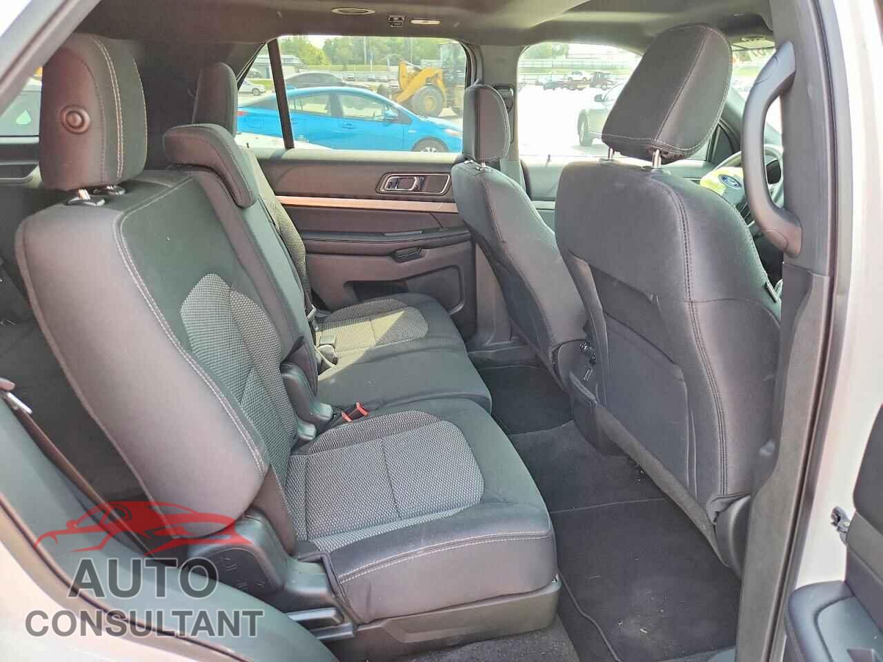 FORD EXPLORER 2018 - 1FM5K8DH8JGB89032
