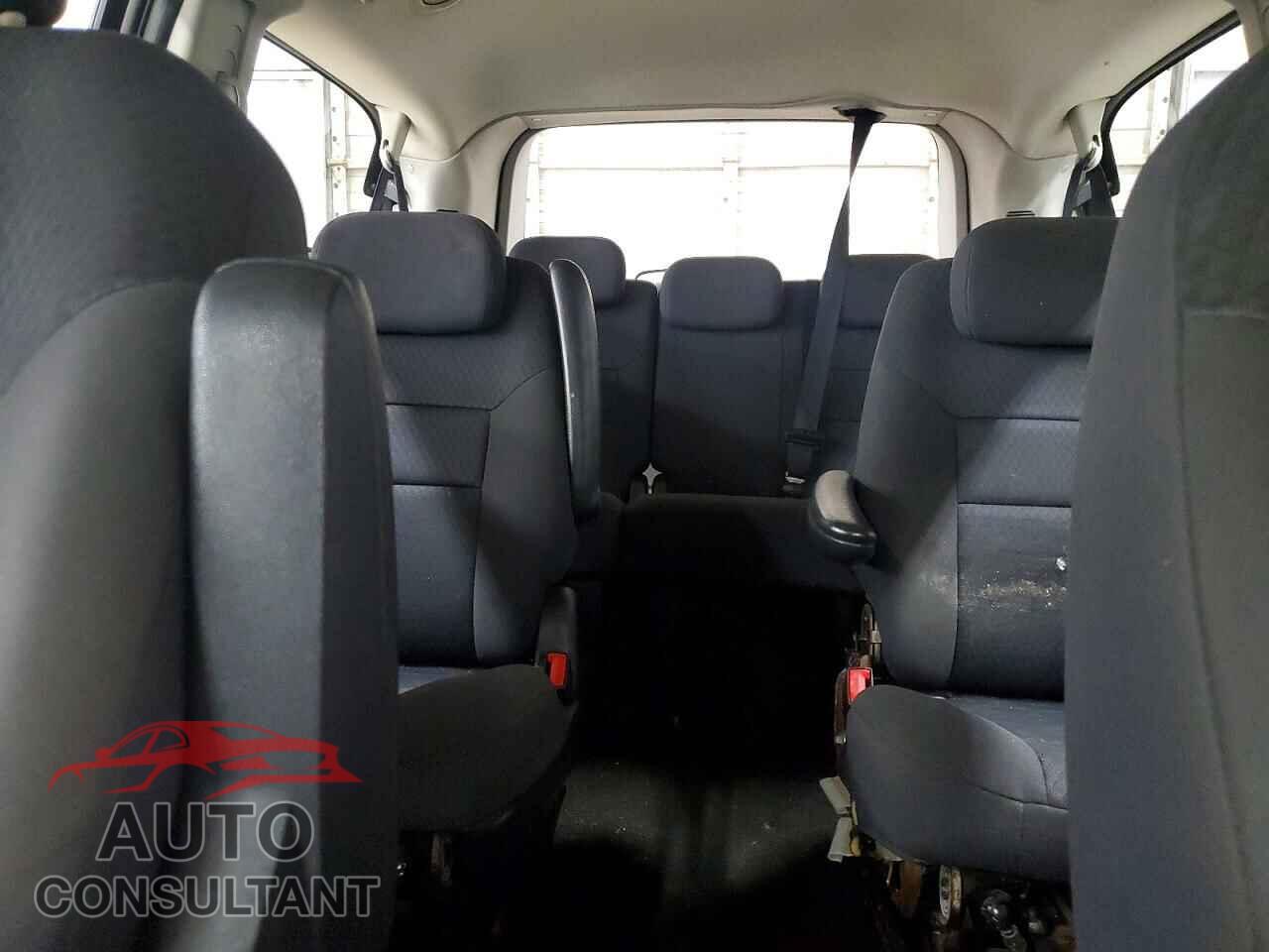 DODGE CARAVAN 2010 - 2D4RN4DE1AR209523