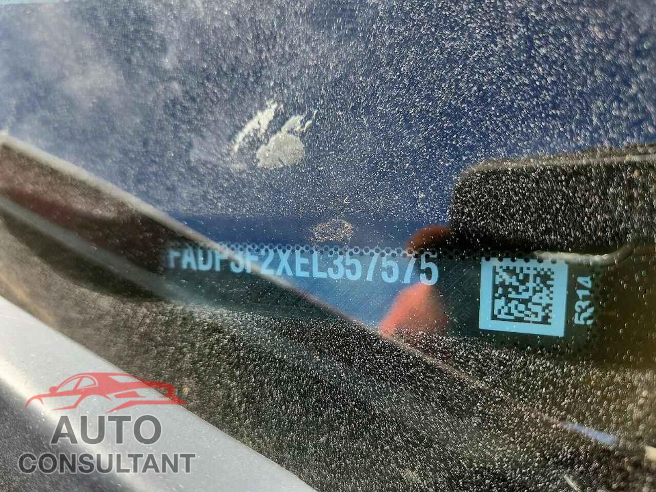 FORD FOCUS 2014 - 1FADP3F2XEL357575