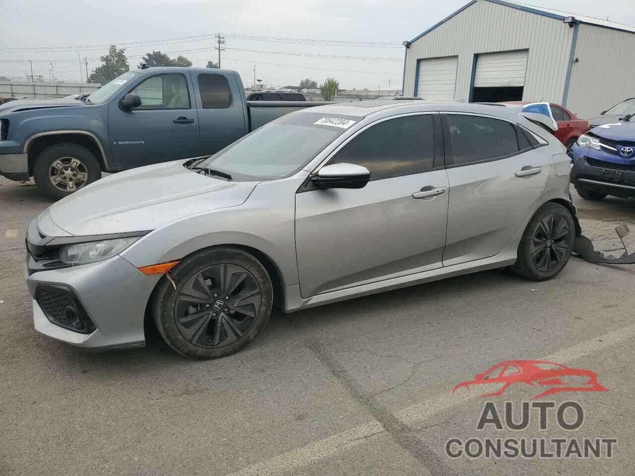 HONDA CIVIC 2018 - SHHFK7H53JU223082