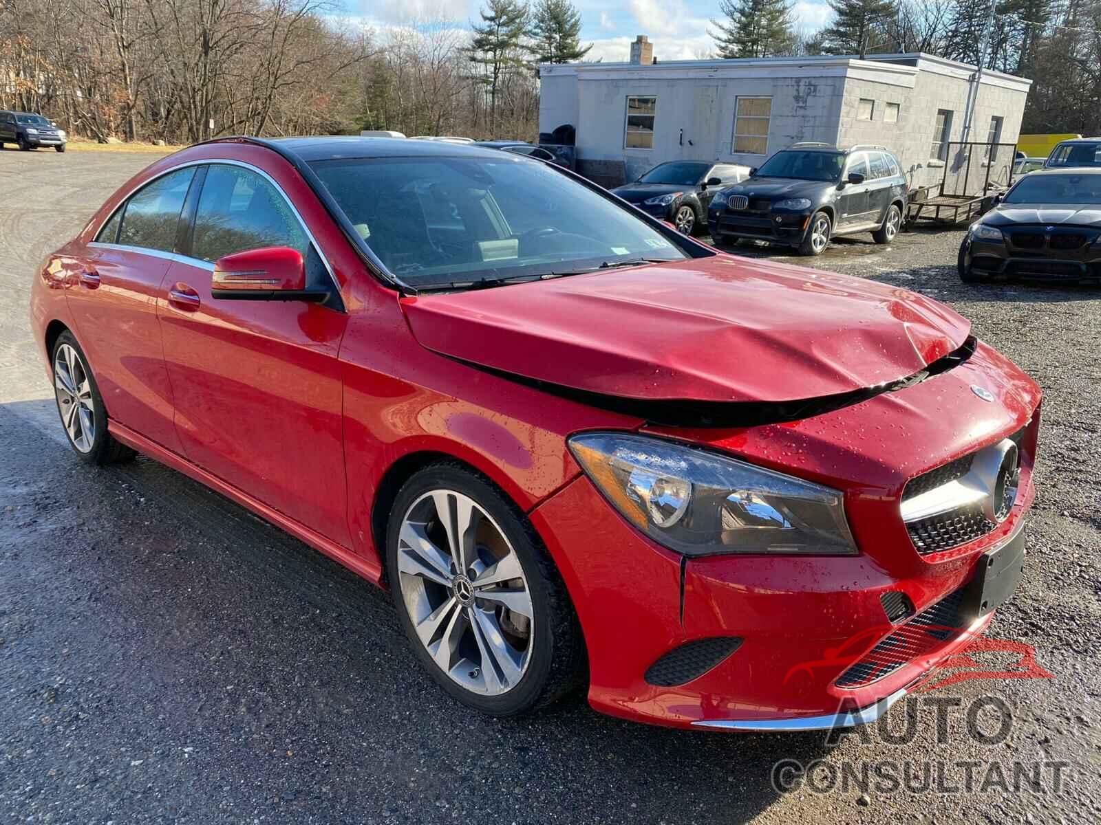 MERCEDES-BENZ CLA-CLASS 2019 - WDDSJ4GB3KN725219