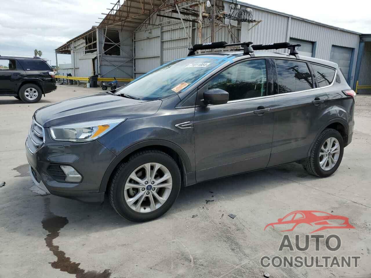 FORD ESCAPE 2017 - 1FMCU0GD3HUC80278