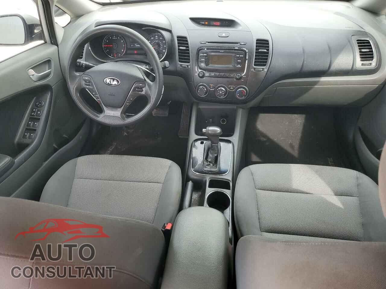 KIA FORTE 2017 - 3KPFK4A75HE135159