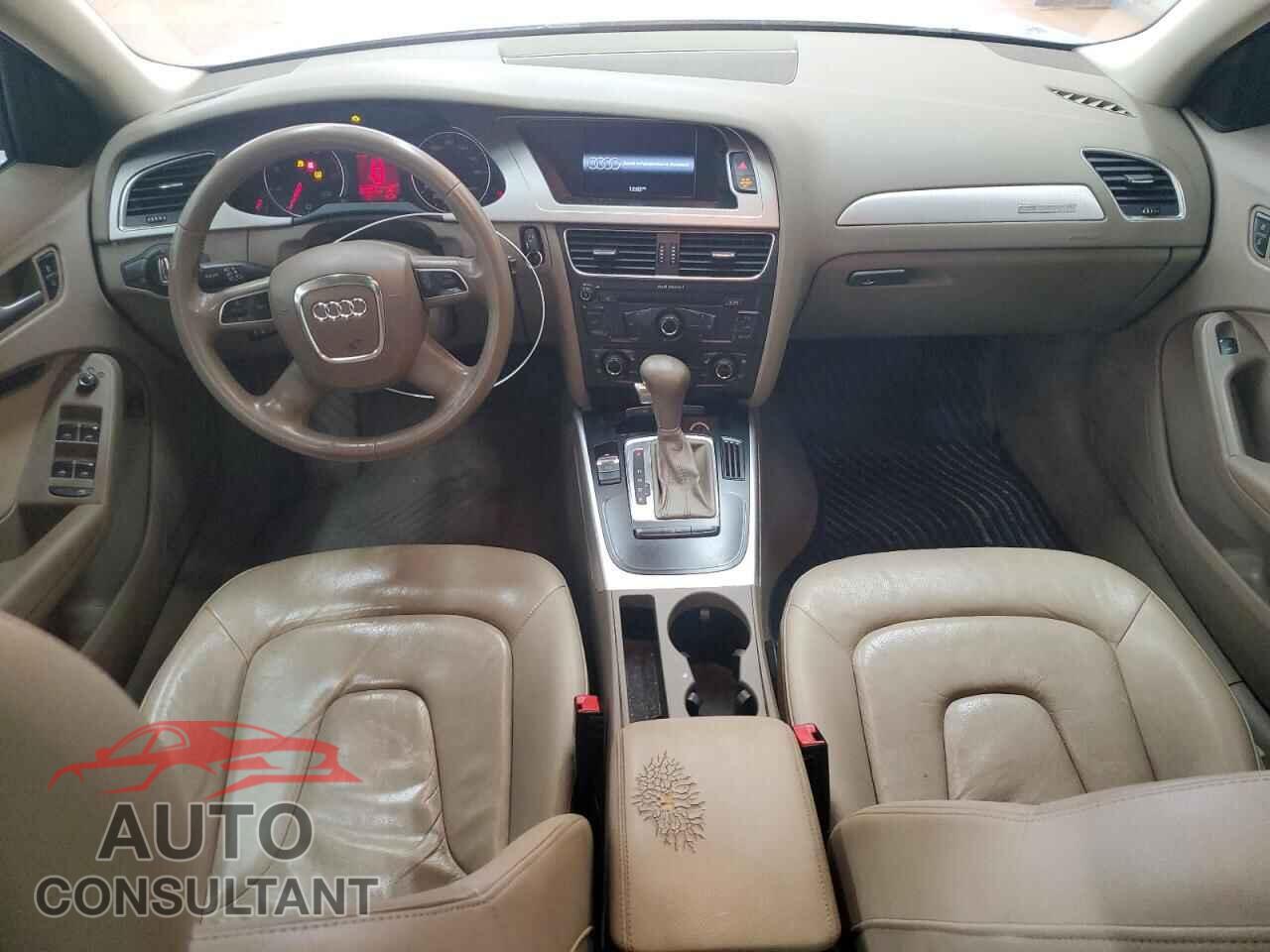 AUDI A4 2012 - WAUWFAFL7CA106084