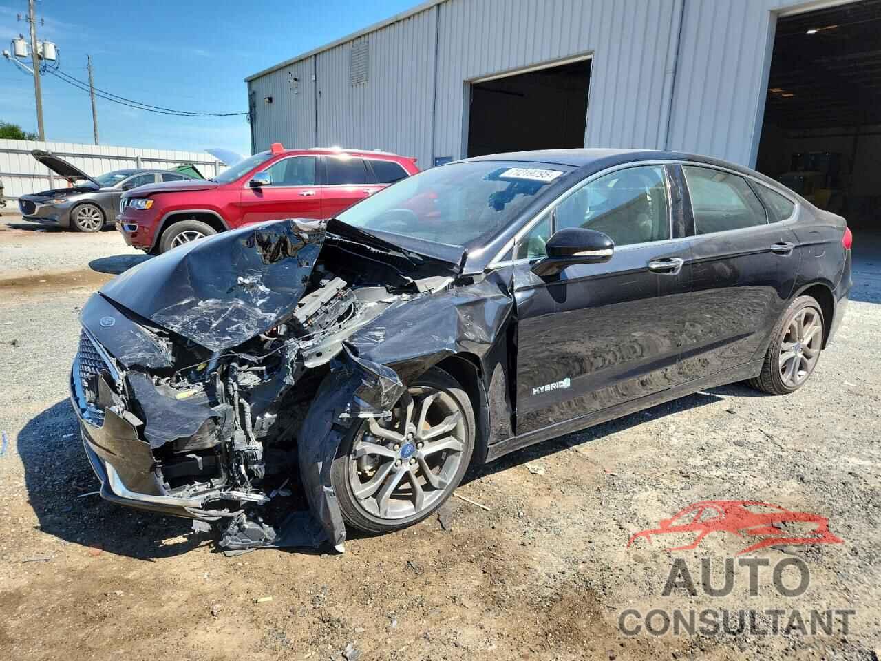 FORD FUSION 2019 - 3FA6P0RU5KR217175