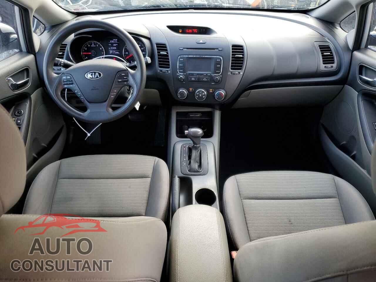 KIA FORTE 2016 - KNAFX4A68G5590409