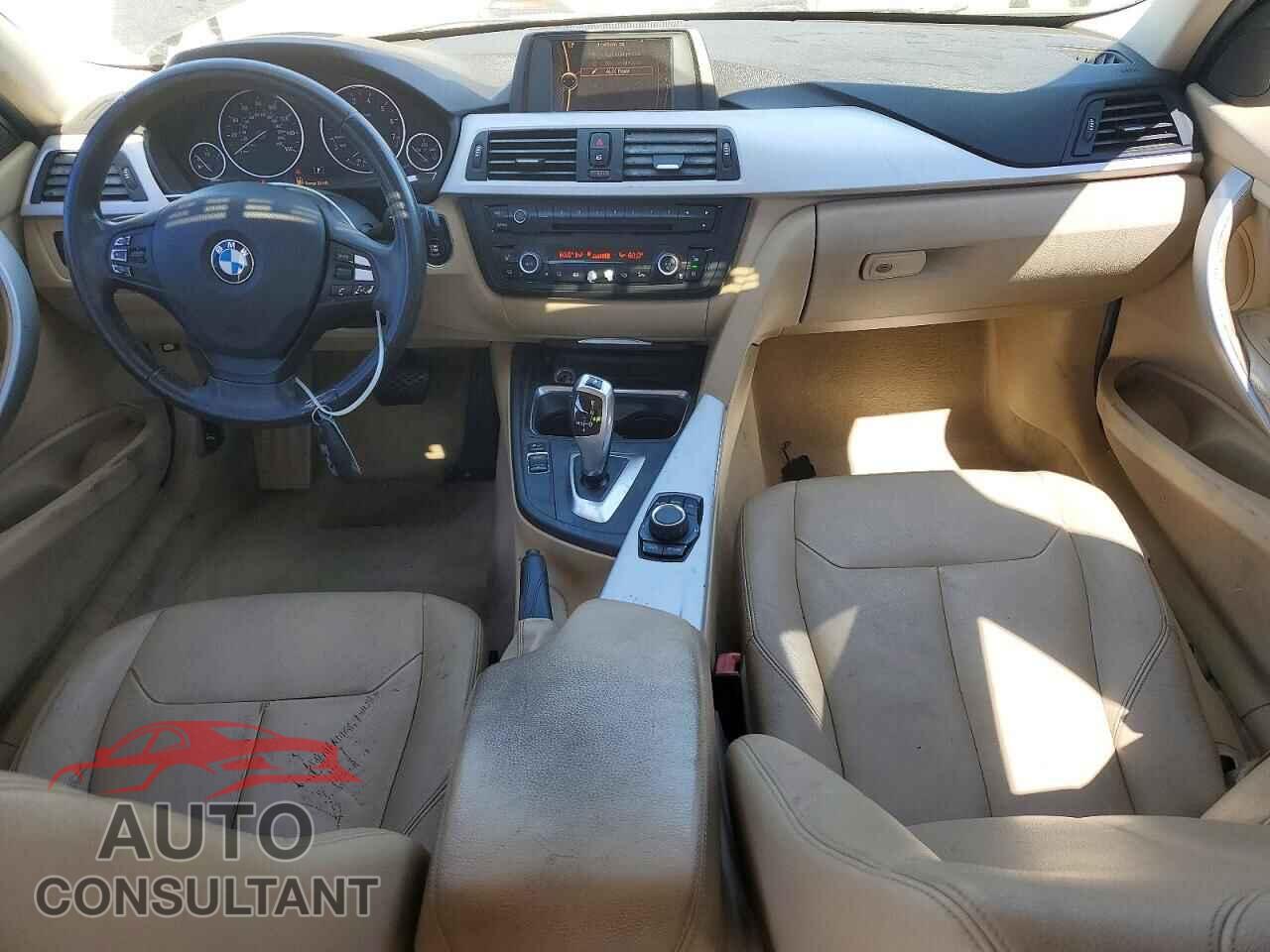 BMW 3 SERIES 2012 - WBA3A5C57CF346754