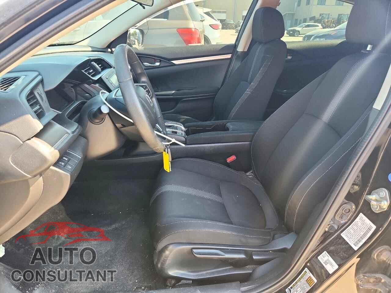 HONDA CIVIC 2019 - 2HGFC2F62KH504736