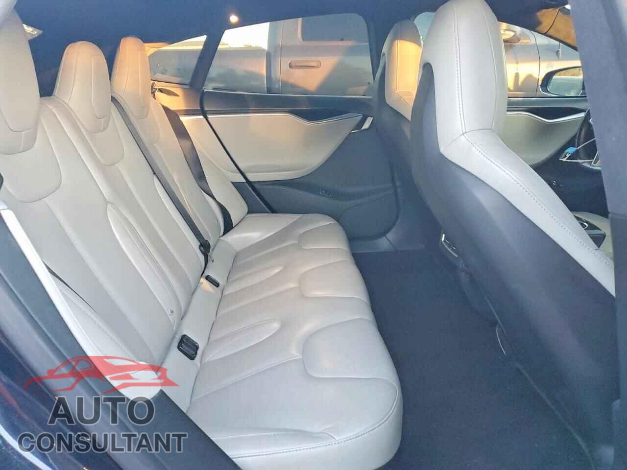 TESLA MODEL S 2014 - 5YJSA1H28EFP65497