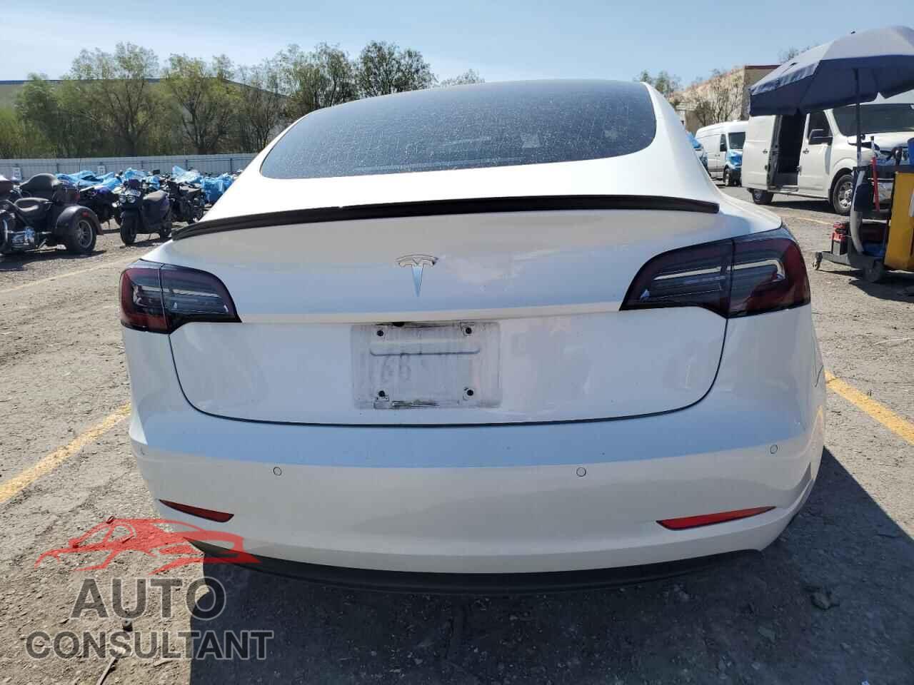 TESLA MODEL 3 2018 - 5YJ3E1EA9JF169524