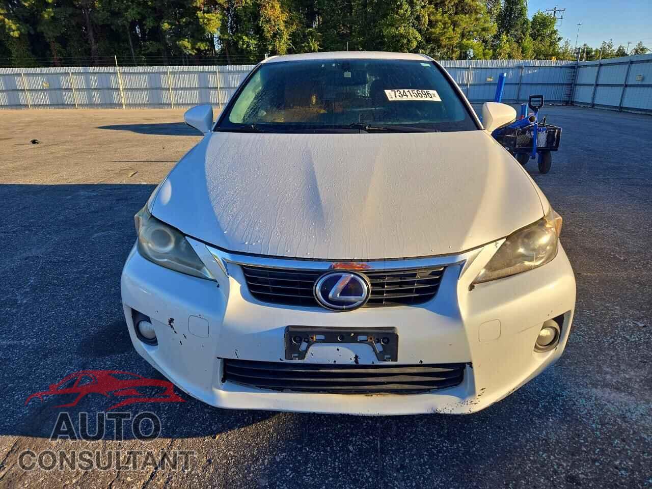 LEXUS CT 200 2013 - JTHKD5BH8D2135538