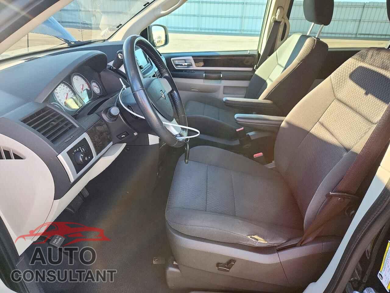 DODGE CARAVAN 2010 - 2D4RN5D13AR144838