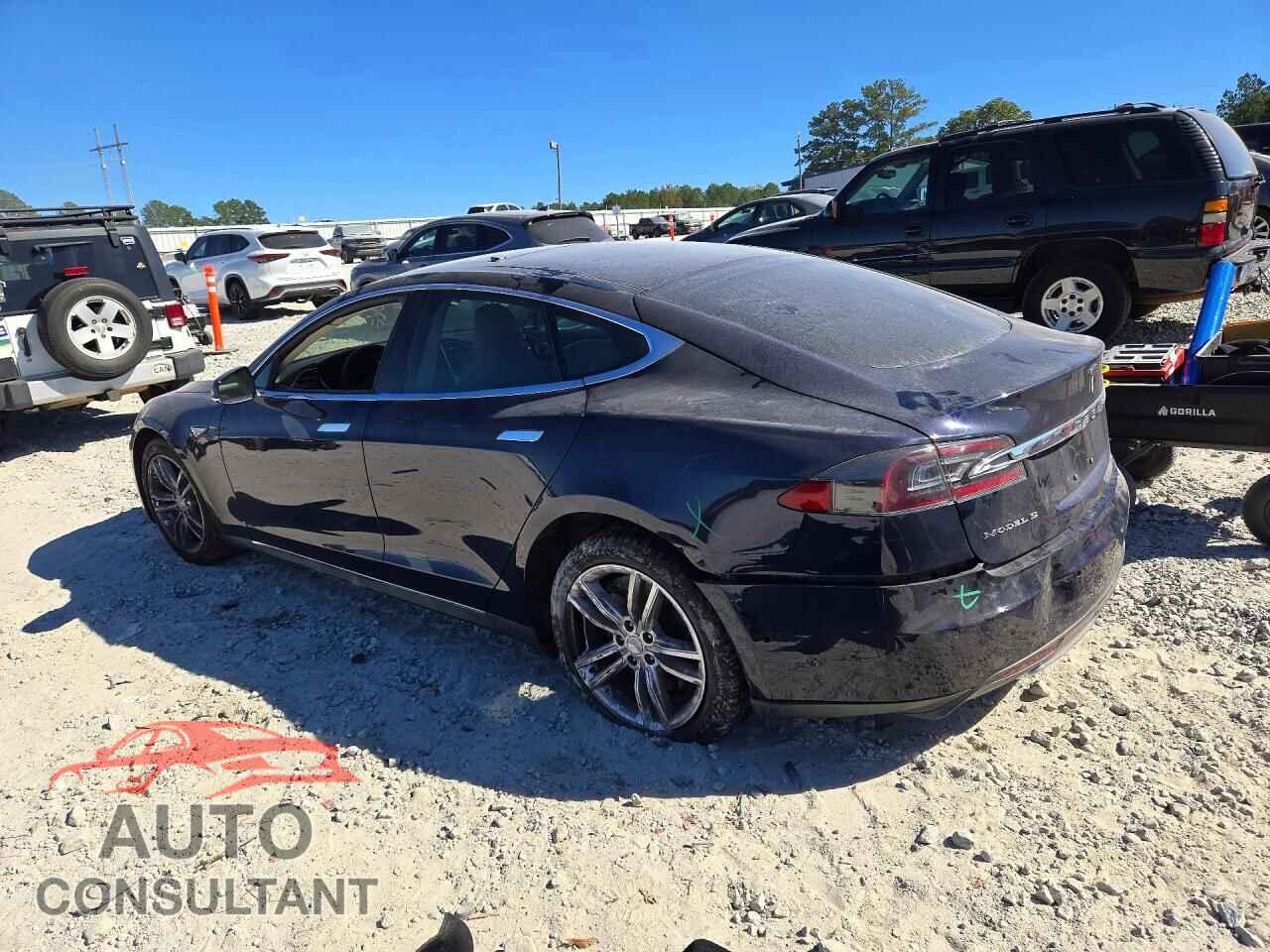 TESLA MODEL S 2014 - 5YJSA1H10EFP55635