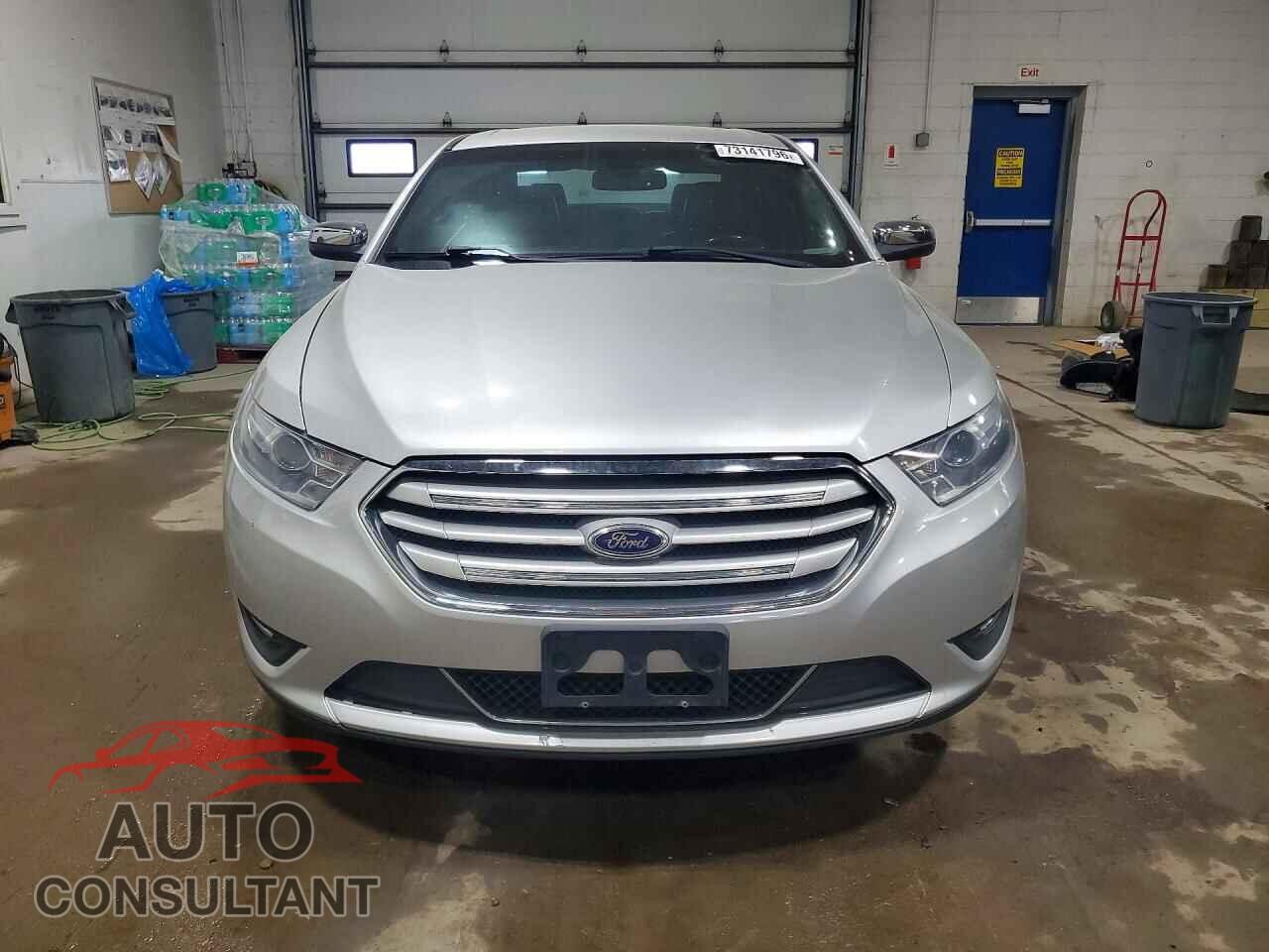 FORD TAURUS 2013 - 1FAHP2F80DG129527