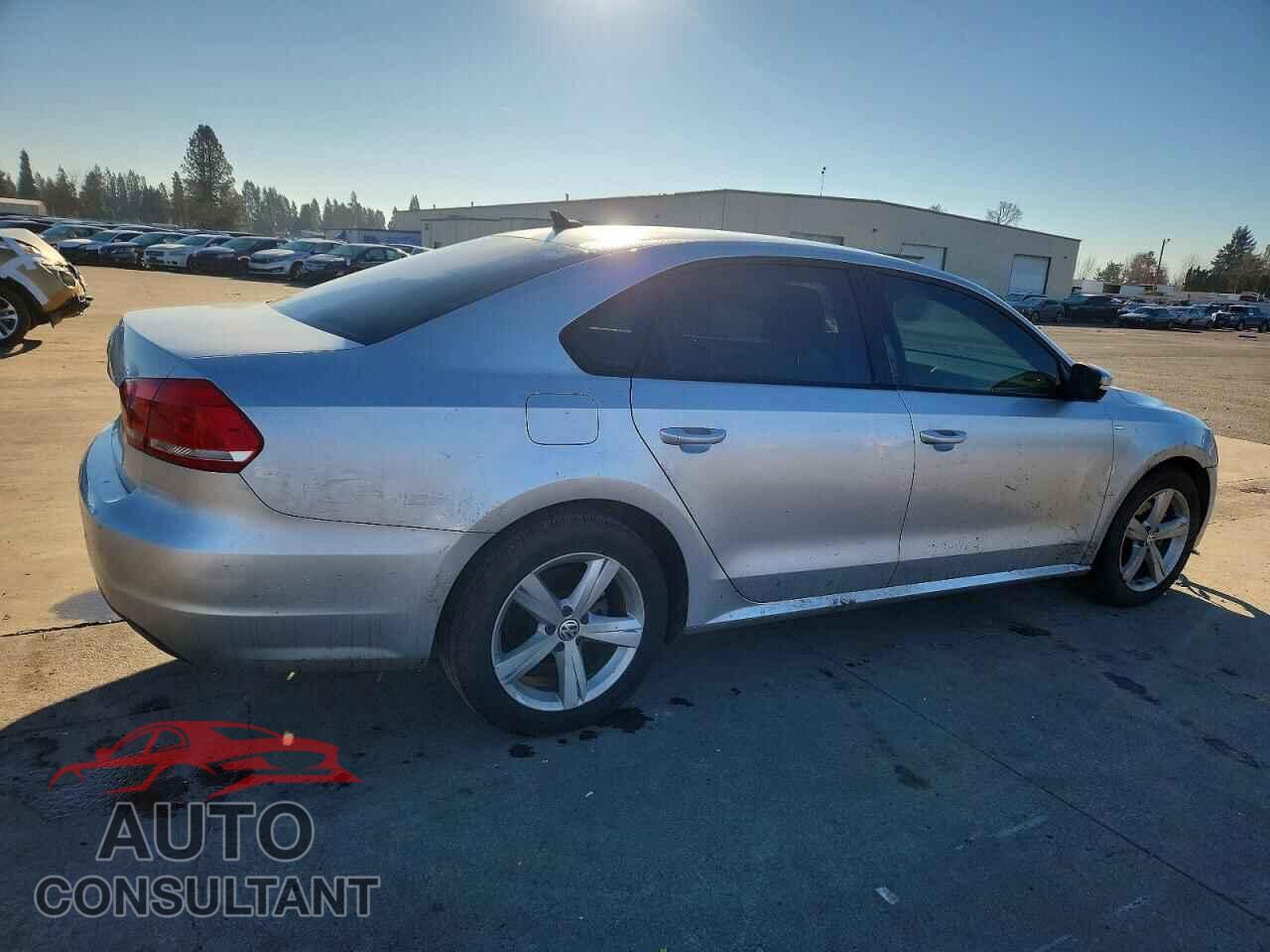VOLKSWAGEN PASSAT 2014 - 1VWAP7A34EC002323