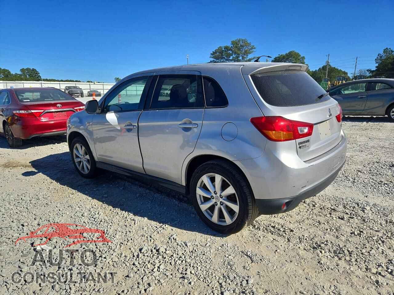 MITSUBISHI OUTLANDER 2014 - 4A4AP3AU5EE005295