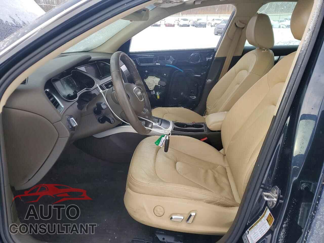 AUDI A4 2013 - WAUBFAFLXDA059018