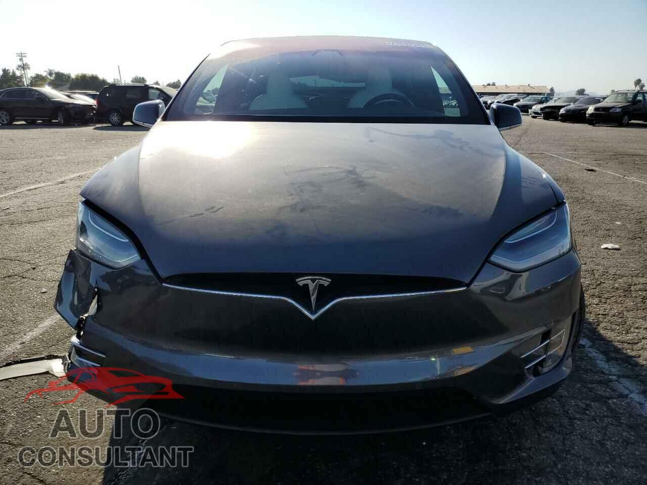 TESLA MODEL X 2020 - 5YJXCAE24LF261966