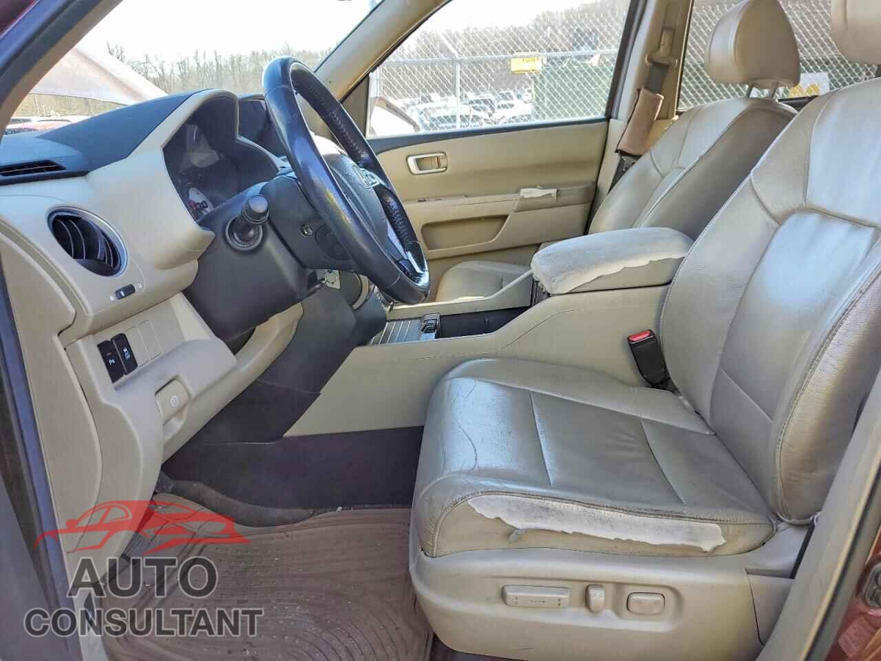 HONDA PILOT 2014 - 5FNYF4H92EB002675