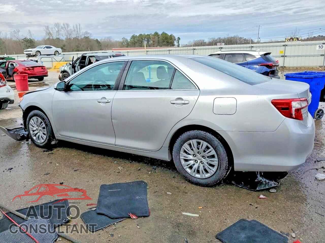 TOYOTA CAMRY 2013 - 4T1BF1FK0DU647675