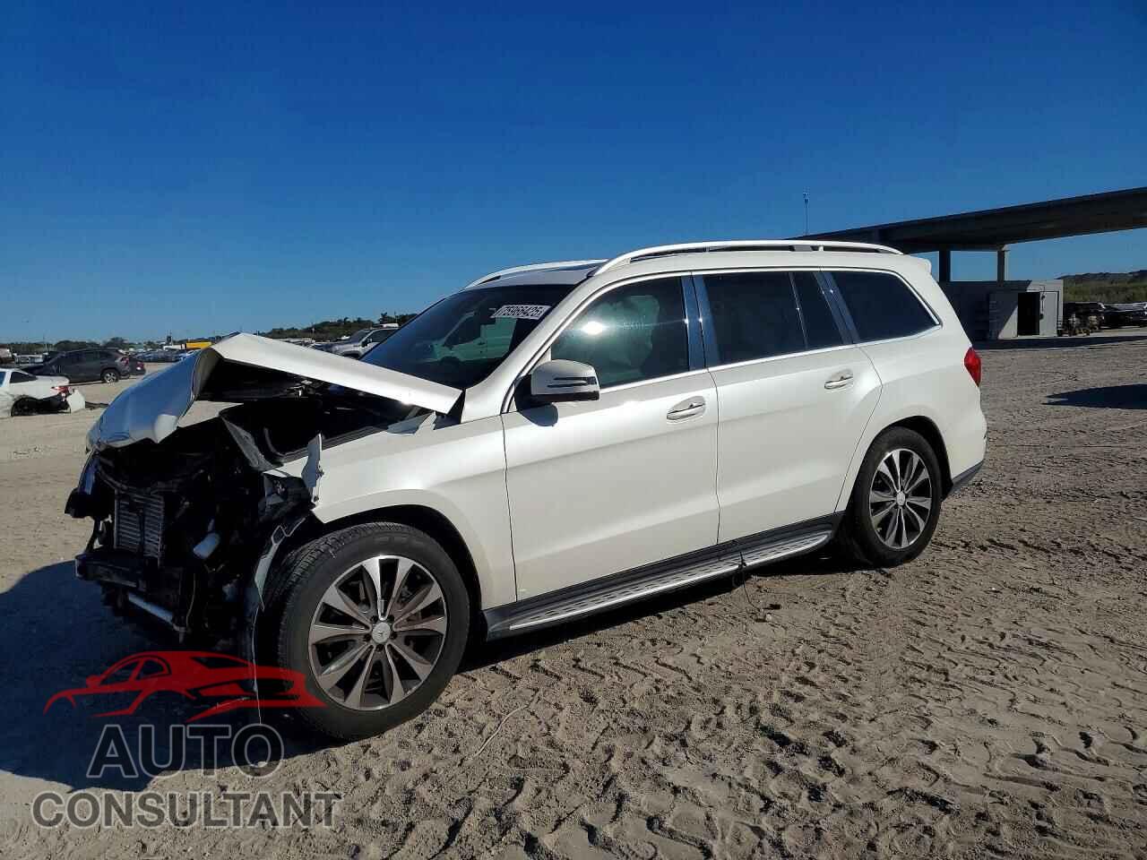 MERCEDES-BENZ GL-CLASS 2015 - 4JGDF2EE5FA587813