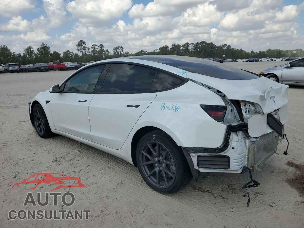 TESLA MODEL 3 2022 - 5YJ3E1EA8NF348918