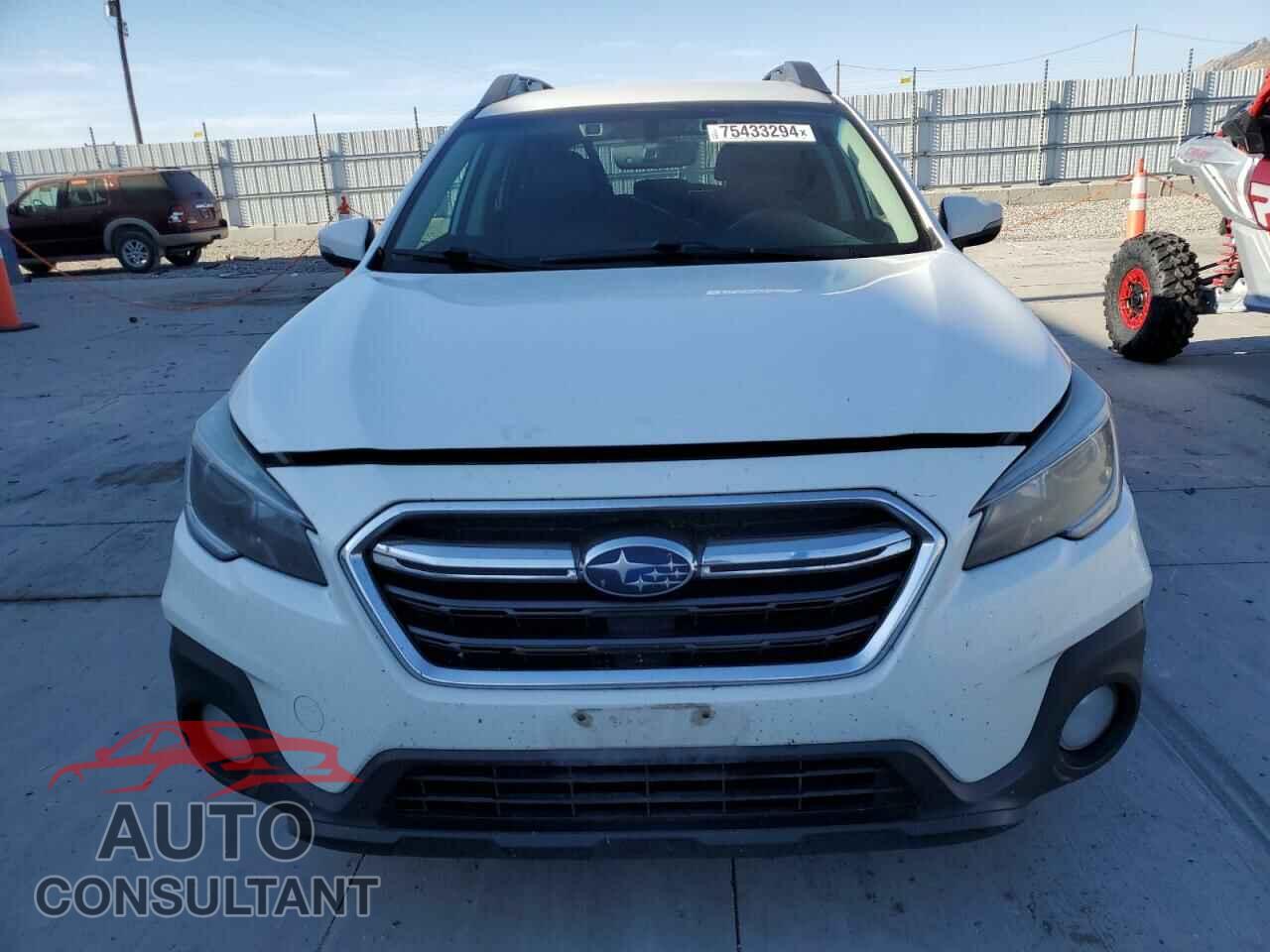 SUBARU OUTBACK 2018 - 4S4BSAFC3J3331483