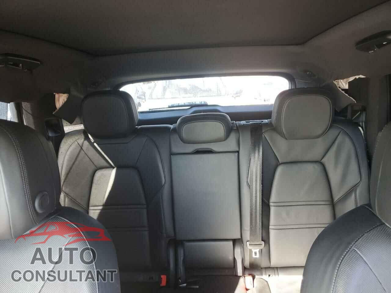 PORSCHE CAYENNE 2020 - WP1AA2AY6LDA00985