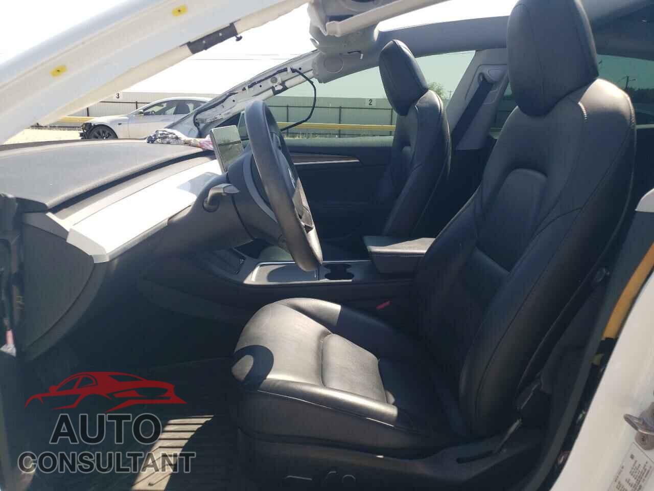 TESLA MODEL 3 2021 - 5YJ3E1EA8MF976850