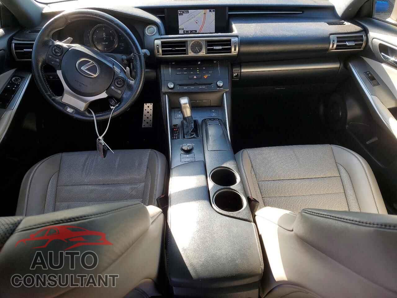 LEXUS IS 2015 - JTHBE1D26F5022011