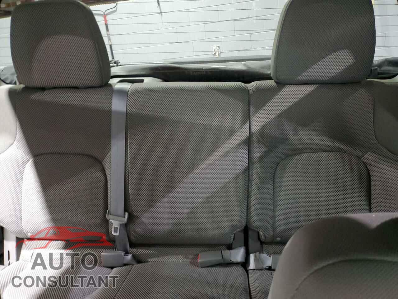 NISSAN FRONTIER 2013 - 1N6AD0EV2DN734660