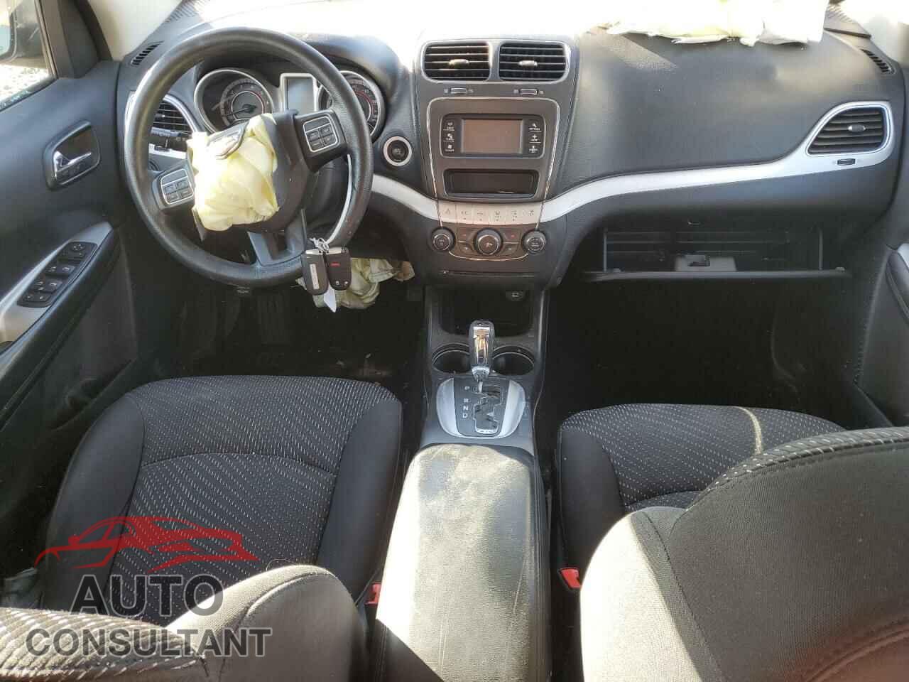 DODGE JOURNEY 2015 - 3C4PDCAB1FT593190