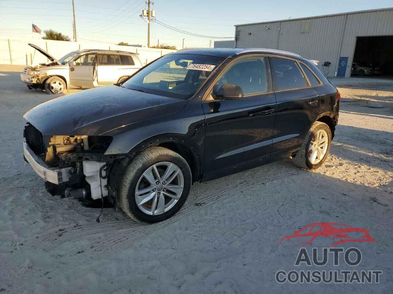 AUDI Q3 2017 - WA1BCCFS9HR015219