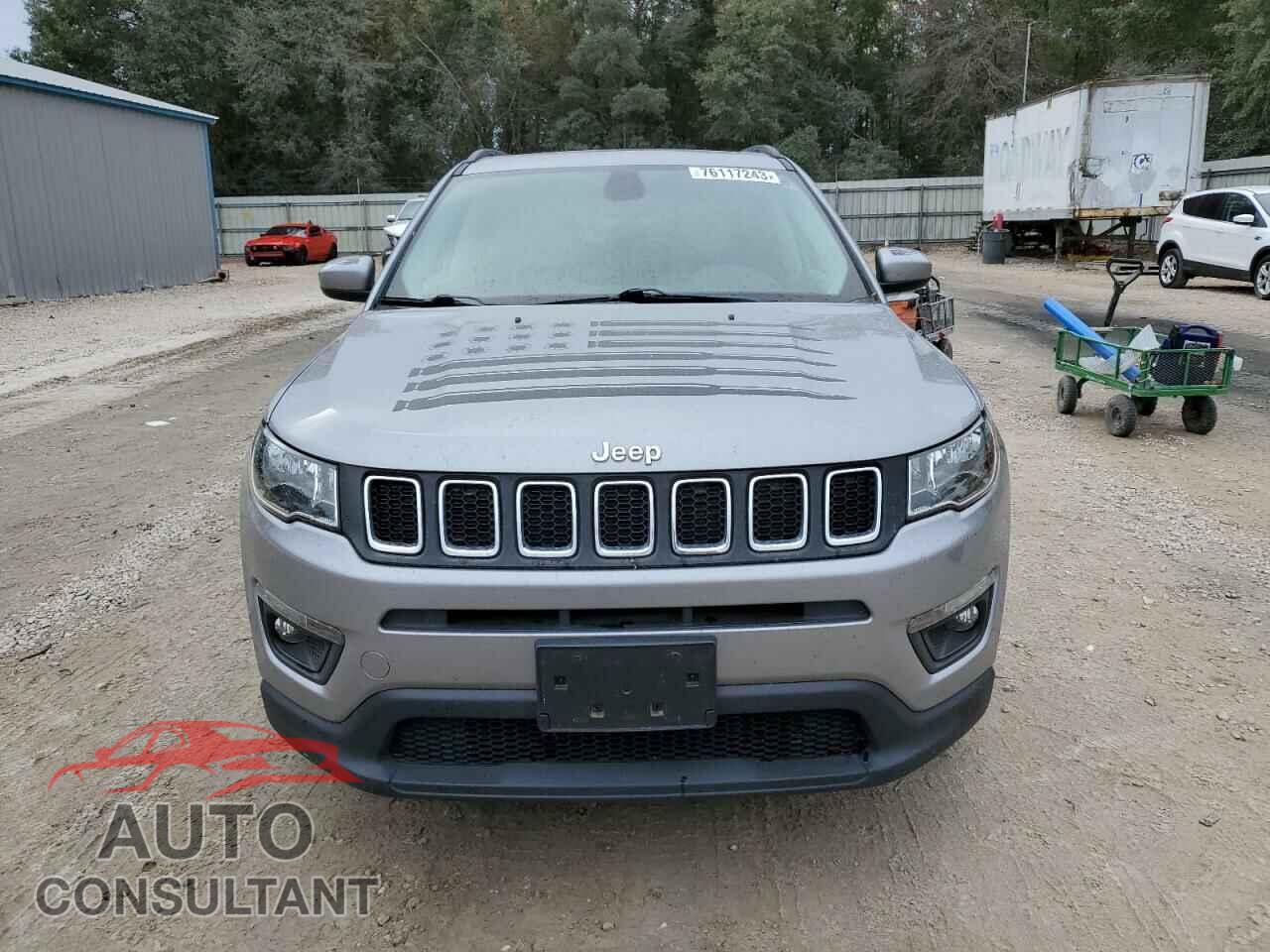 JEEP COMPASS 2018 - 3C4NJCBB4JT461127