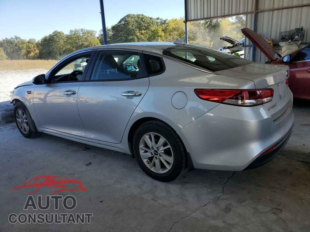 KIA OPTIMA 2017 - KNAGT4L35H5158977