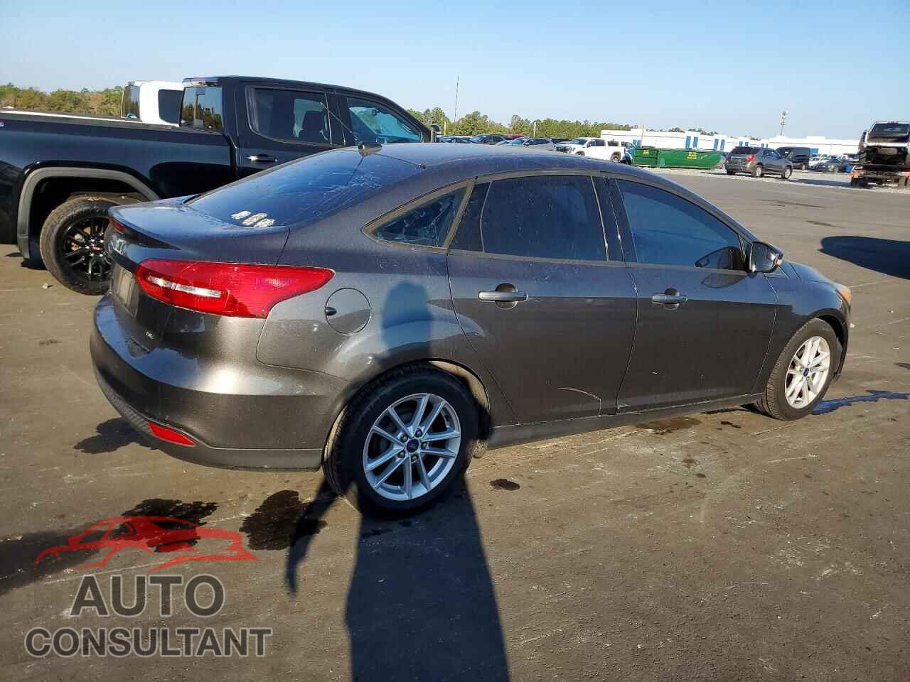 FORD FOCUS 2015 - 1FADP3F2XFL325615