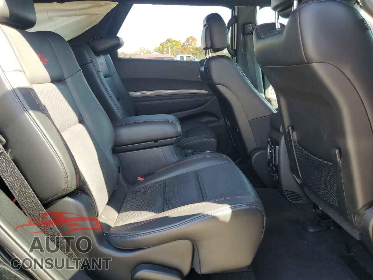 DODGE DURANGO 2018 - 1C4SDJCT9JC255643