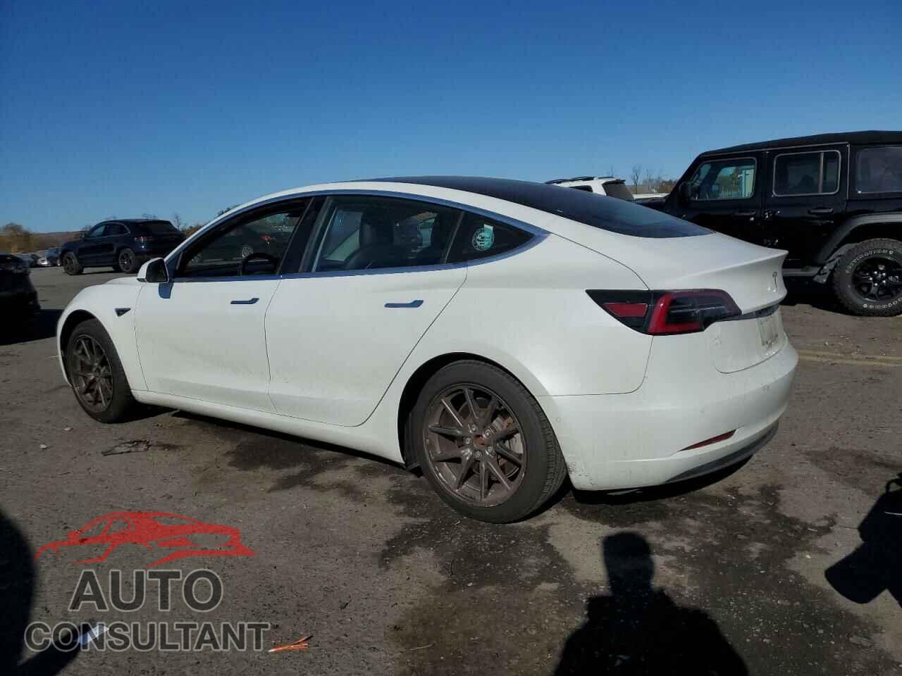 TESLA MODEL 3 2018 - 5YJ3E1EA6JF062429
