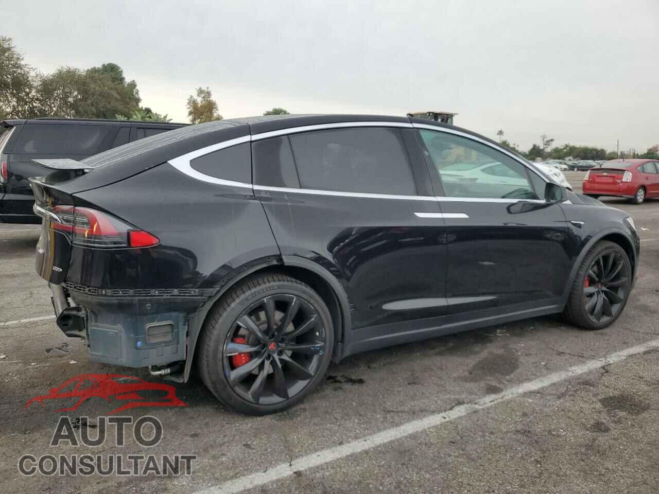 TESLA MODEL X 2017 - 5YJXCAE22HF077584