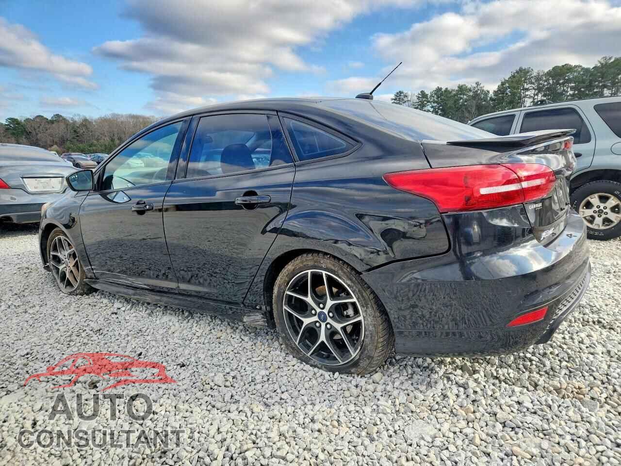 FORD FOCUS 2015 - 1FADP3FE1FL304677