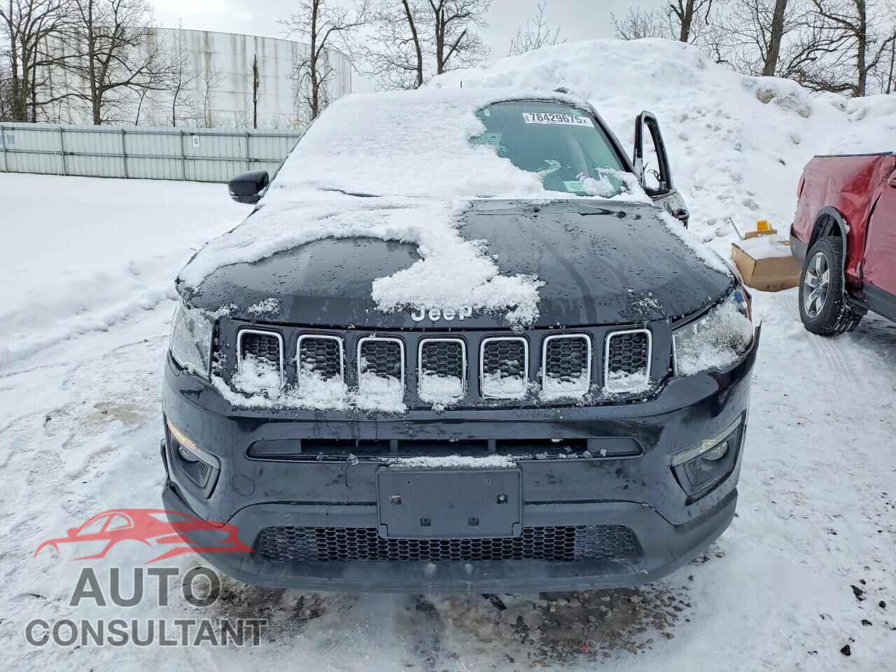 JEEP COMPASS 2018 - 3C4NJDBB6JT100181