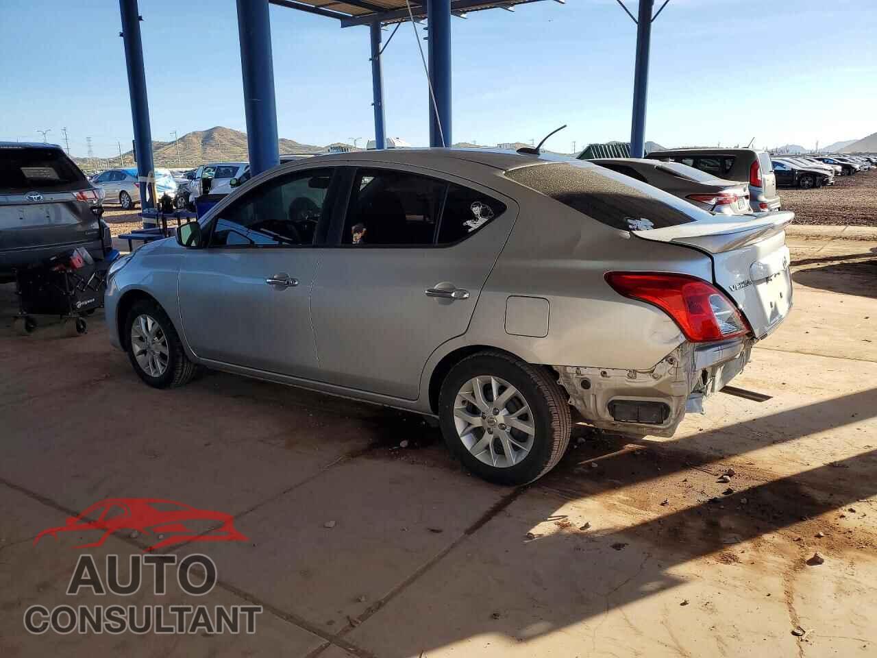 NISSAN VERSA 2019 - 3N1CN7AP3KL802098